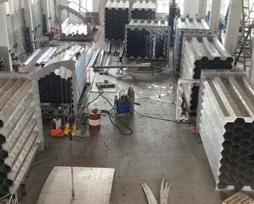 2205濕電黄瓜AV在线下载陽極管的性能分析